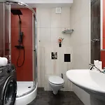 Stylish Air Conditioned With Balcony And View By Renters Apartment *