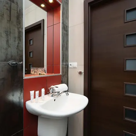 Апартаменты Stylish Air Conditioned With Balcony And View Катовице